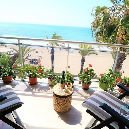 New Morsa Apartment, In Front Of The Sea Salou